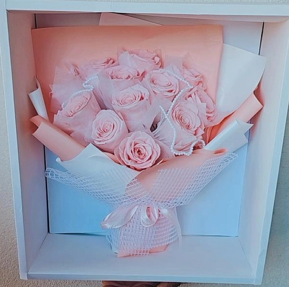 Preserved 12 Pink Roses Box